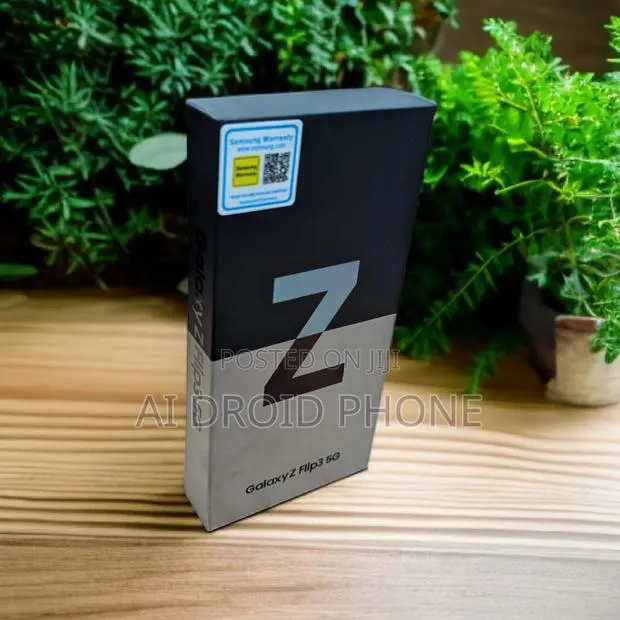 New Samsung Galaxy Z Flip 3 256 GB Gray · Photo 1