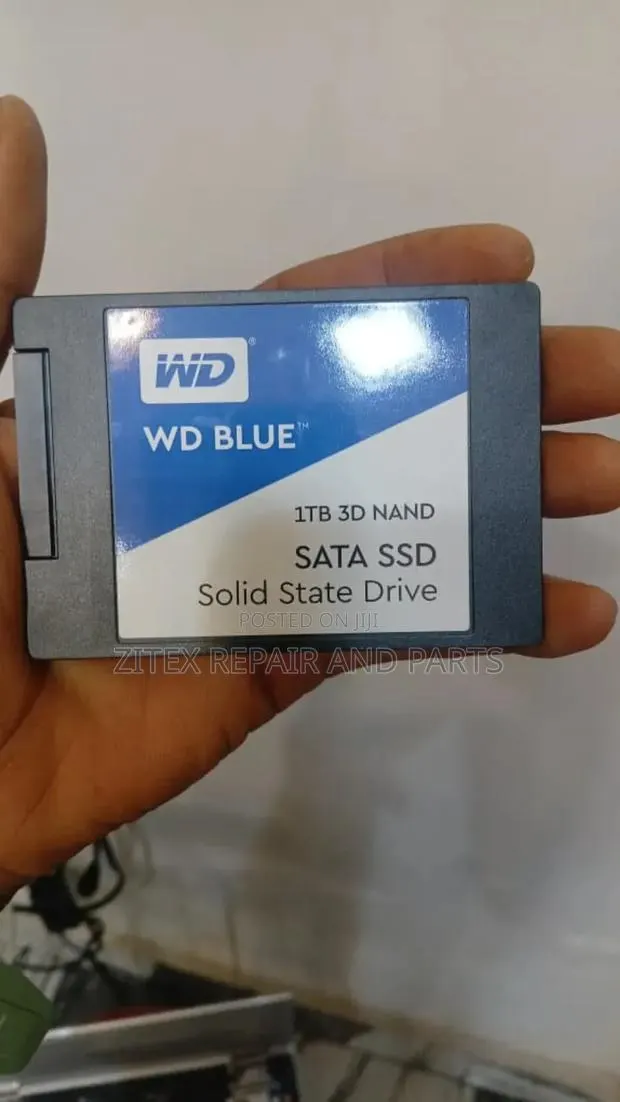 Wd Sata SSD 256 Gig · Photo 1