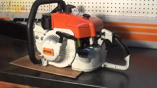 Stihl Chainsaw Original 58" · Photo 1