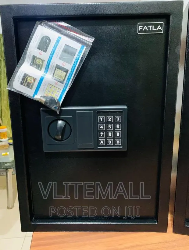 FATLA 50ER Locker Safe · Photo 1