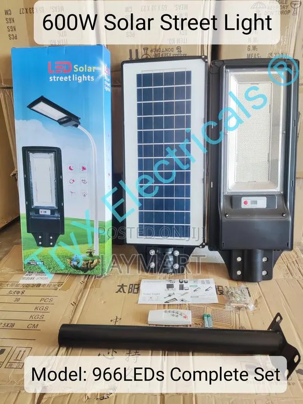 600w Solar Streetlight · Photo 1