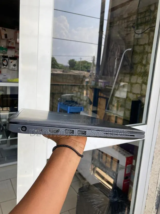 Laptop Dell Latitude 7480 8GB Intel Core I7 SSD 256GB · Photo 1
