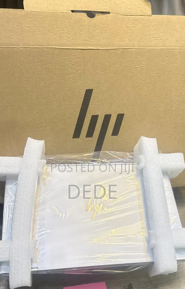 New Laptop HP EliteBook 1040 16GB Intel Core i5 SSD 512GB · Photo 1