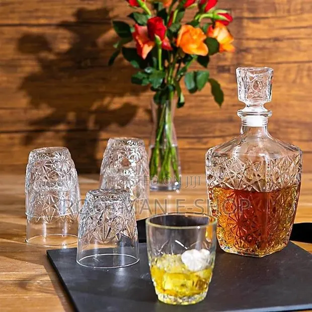 Bormioli Dedalo Whiskey Decanter · Photo 1