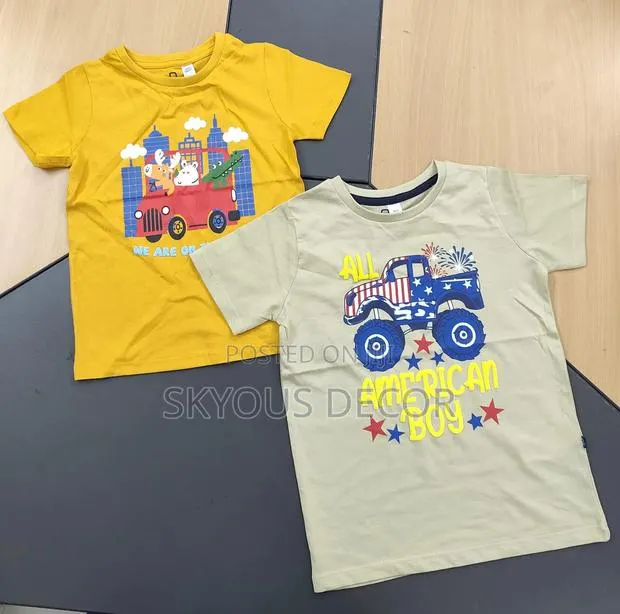 Boys Design of a Car T-Shirt With Different Colours Age 2 - 8years · Photo 1