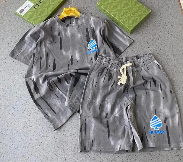 Quality Cotton Top and Shorts Available for Men · Photo 1