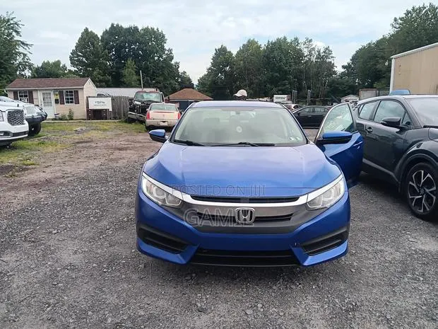 Honda Civic 2018 Blue · Photo 1