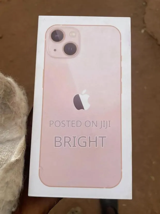 New Apple iPhone 13 128 GB Pink · Photo 1