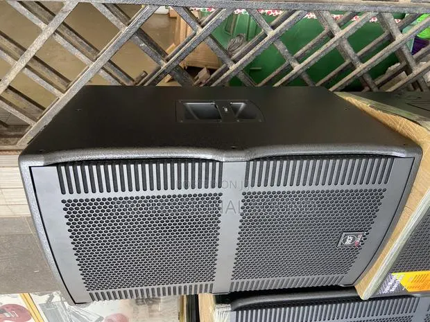 RCF Short Range Speaker · Photo 1