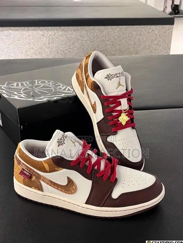 Nike Air Jordan 1 Low SE ‘Year of the Horse Sneakers · Photo 1