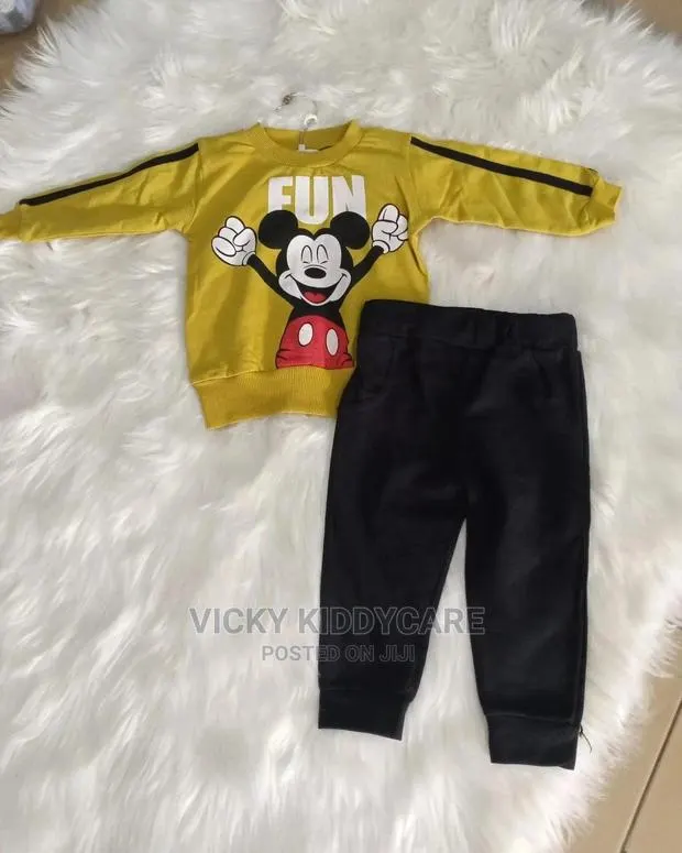 Baby Boy Joggers With Pullover · Photo 1