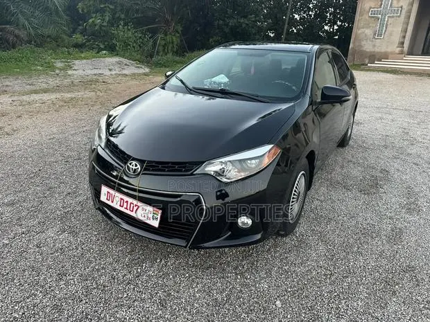 Toyota Corolla 2016 Black · Photo 1