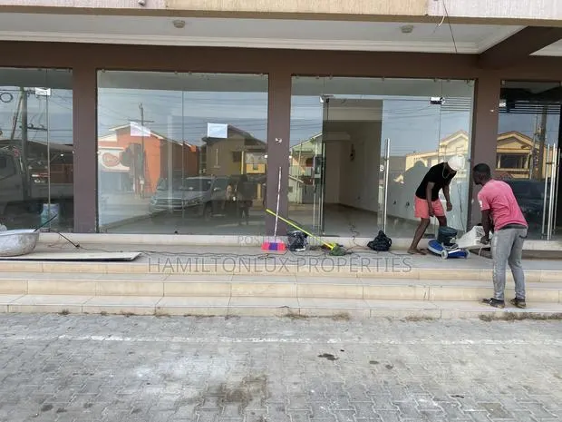 Double Shop for Rent East Legon · Photo 1