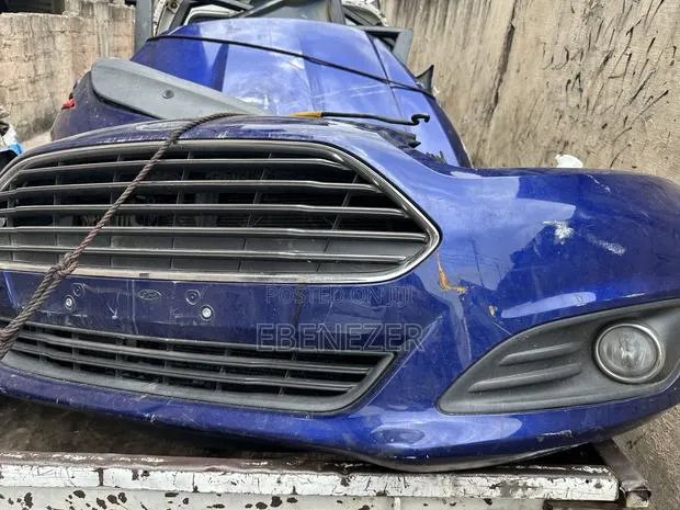 Ford Focus 2015, Complete Doors With Front and Back Bumpers · Photo 1