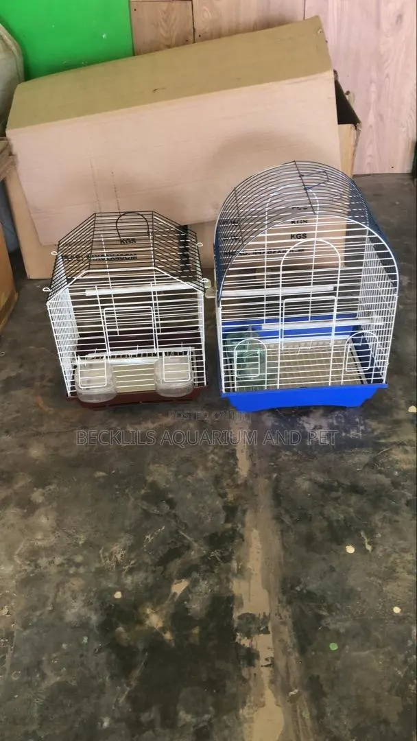 Grade a Bird Cage · Photo 1