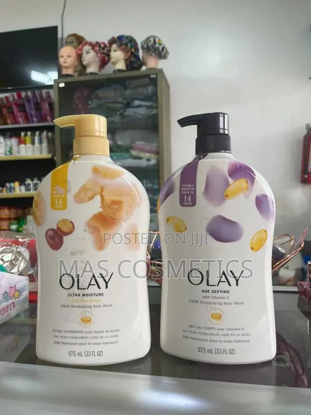 Olay Ultra Moisture Body Wash · Photo 1