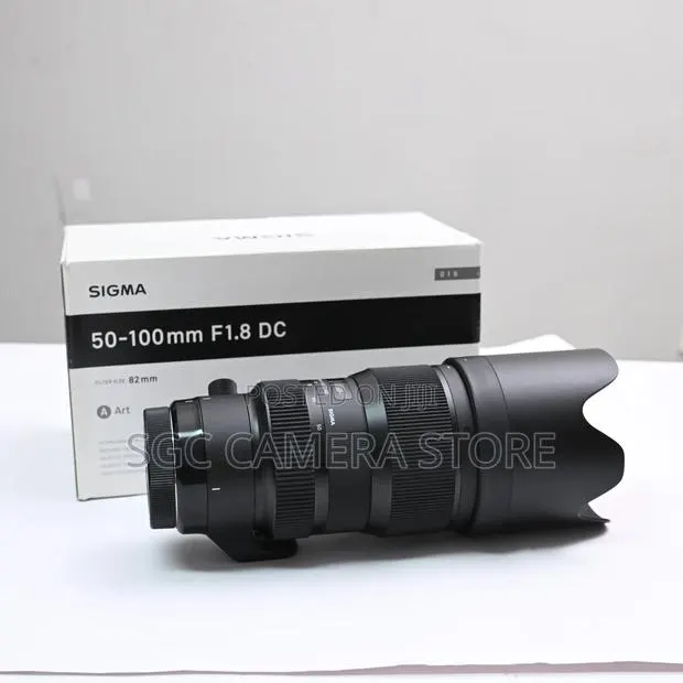 Sigma 50-100 F1.8 DC Art Lens // Canon EF · Photo 1