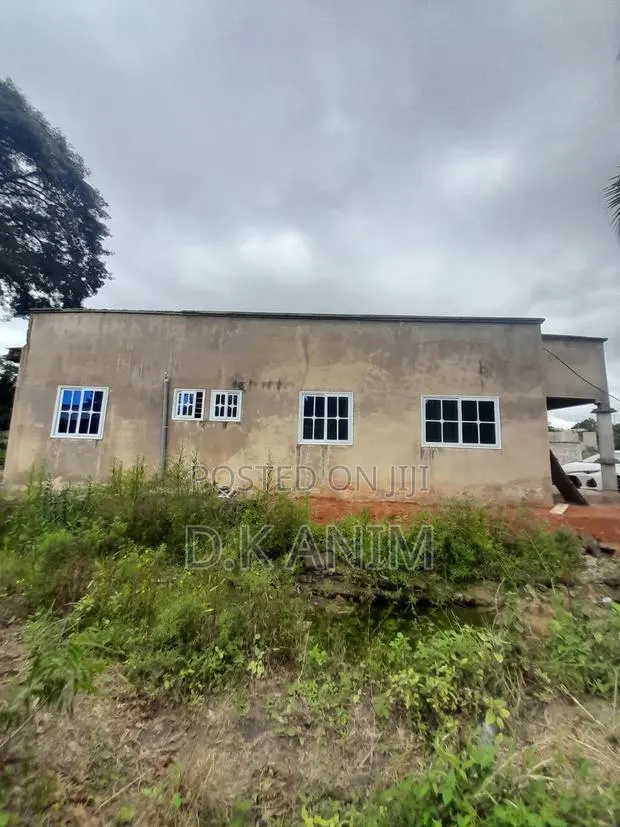 4bdrm Apartment in Ojobi Estate Kasoa, Awutu Senya East Municipal · Photo 1
