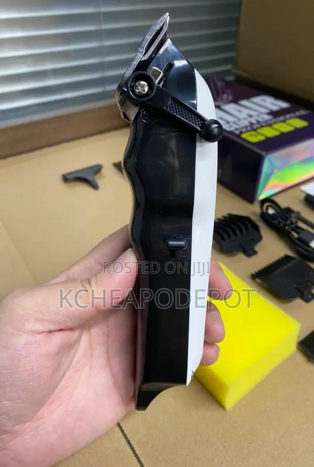 Hair Clipper For You At Home And Store · Photo 1