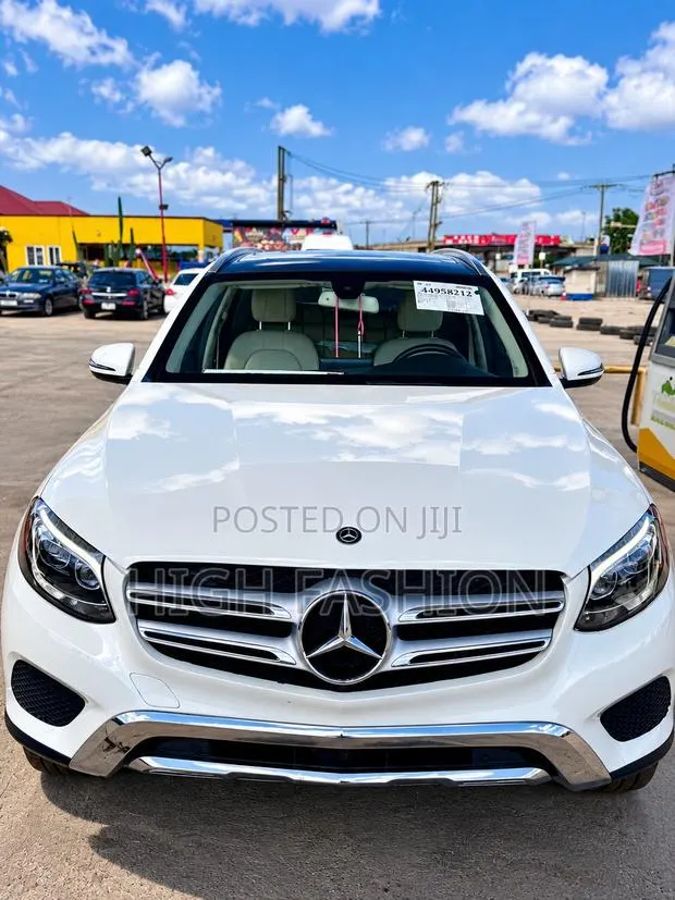 Mercedes-Benz GLC-Class 2018 White · Photo 1