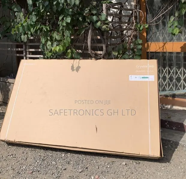 Exclusive Sleek Samsung 85du8000 85-Inch Crystal Uhd Smart Led Tv · Photo 1