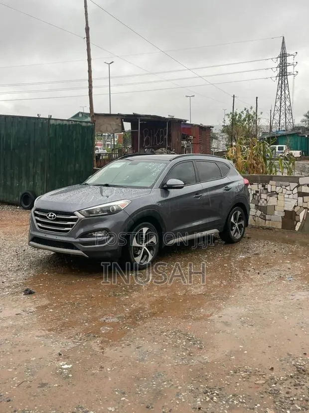 Hyundai Tucson Sport AWD 2018 Gray · Photo 1