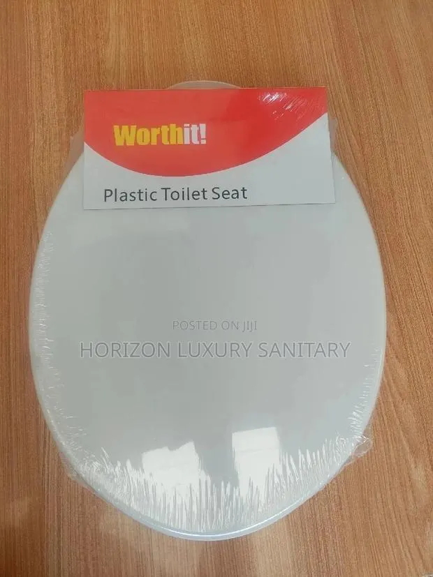 Plastic Toilet Seat Cover · Photo 1