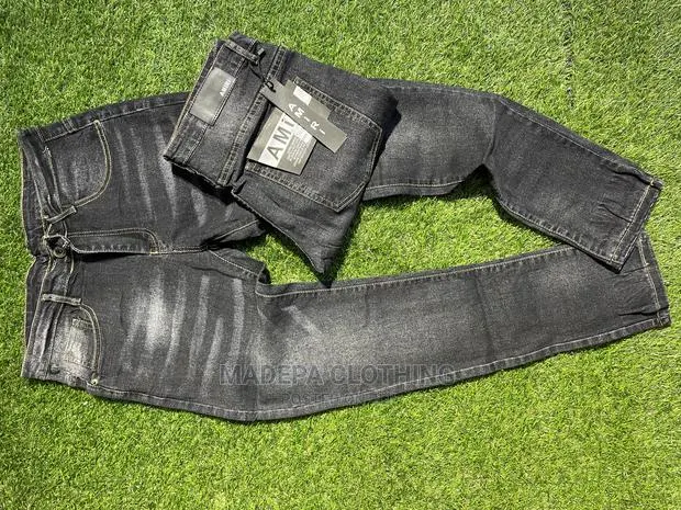 Quality Jeans · Photo 1