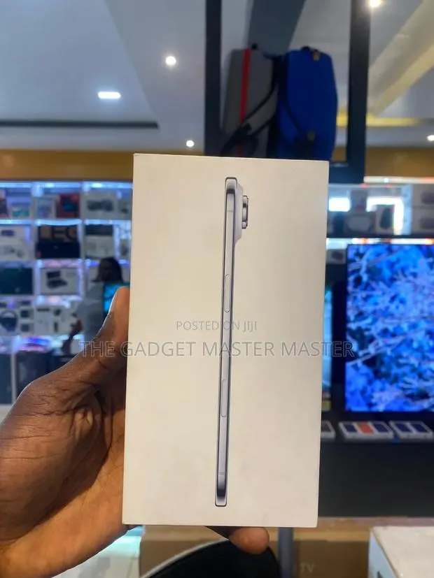 New Apple iPhone Air 256 GB · Photo 1