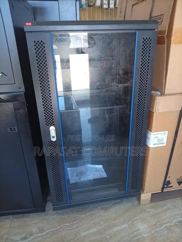 Aico 22u Rack 5404 With Fan,pdu & Tray · Photo 1