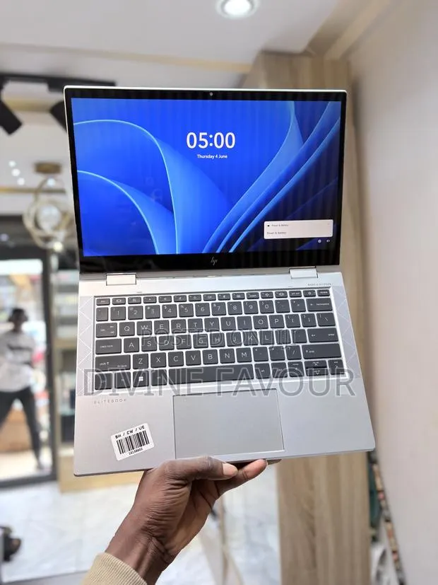 Laptop HP EliteBook 830 G8 32GB Intel Core i7 SSD 512GB · Photo 6