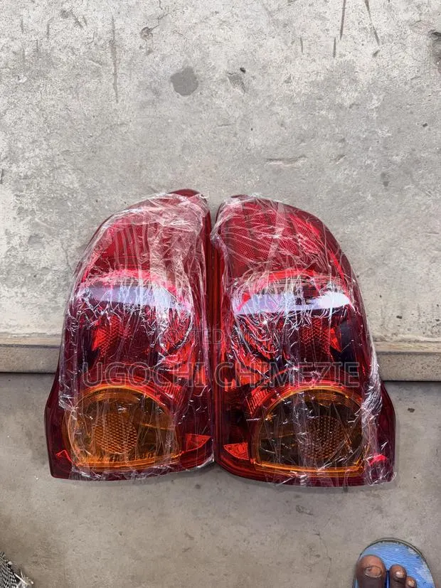 Toyota Corolla 2008/2009/2010 Tail Light · Photo 1
