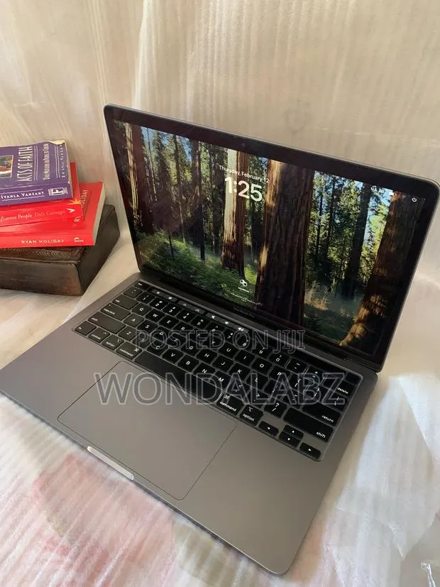 Laptop Apple MacBook Pro 2020 16GB Intel Core i5 SSD 512GB · Photo 1