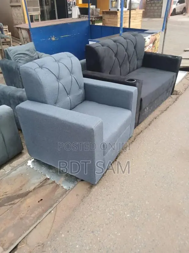 Strong Sofa Set · Photo 1