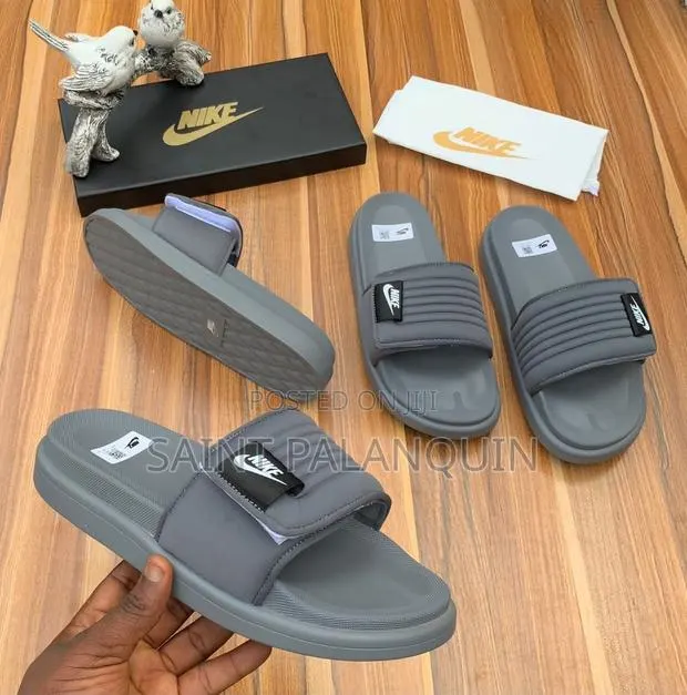 Comfortable Nike Slides · Photo 1