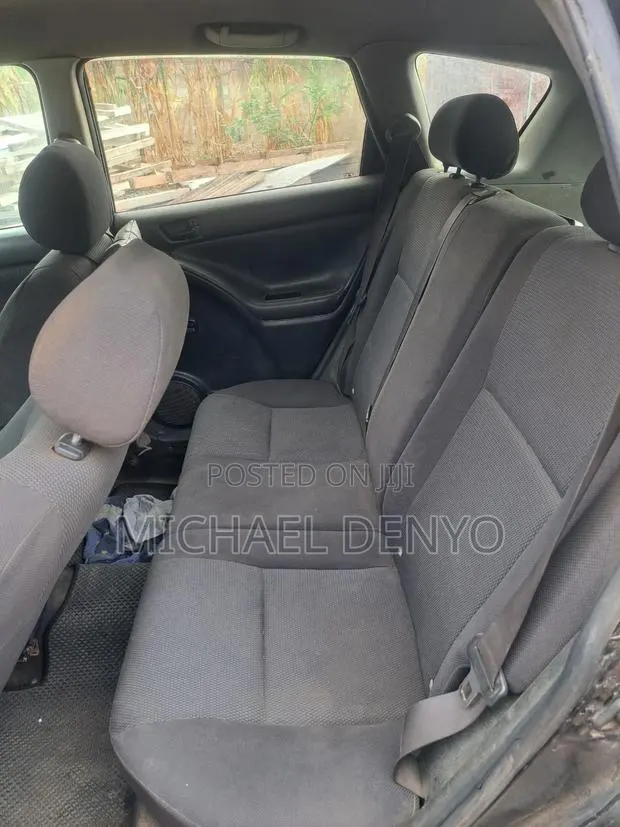 Pontiac Vibe AWD 2006 Gray · Photo 1