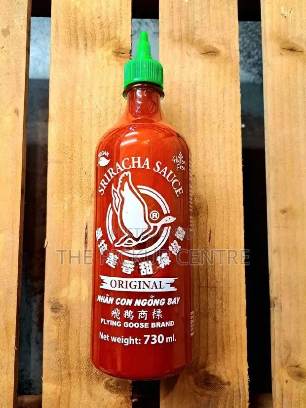 Sriracha Hot Sauce -Vegan, Gluten Free 730ml · Photo 1