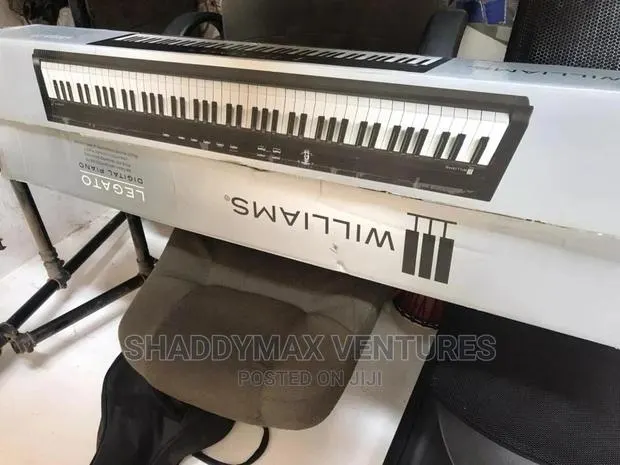 Williams Legato Fully Weighted Keyboard · Photo 1