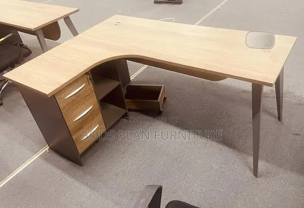 Wooden L - Shaped Office Desk · Photo 1