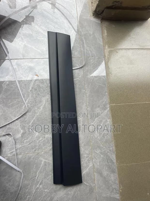 Honda Ridgeline Passport Pilot Door Moulding 2018 2019 2020 2021 2022 · Photo 1