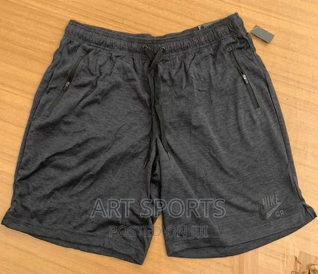 Nike Shorts · Photo 1
