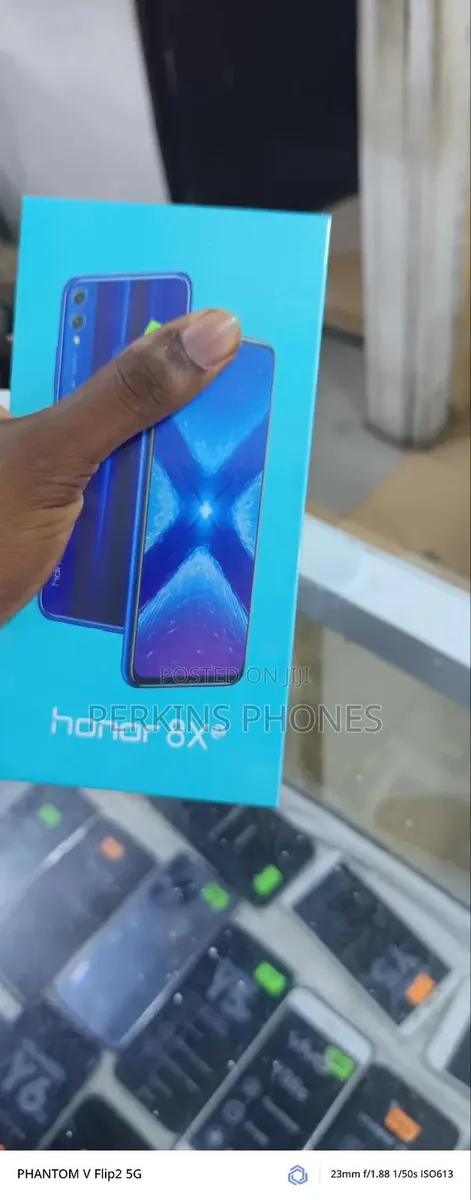 New Huawei Honor 8x 128 GB Black · Photo 1