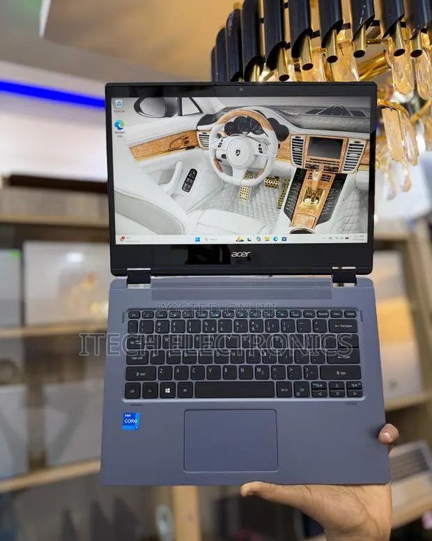 Laptop Acer TravelMate 16GB Intel Core i7 SSD 512GB · Photo 1