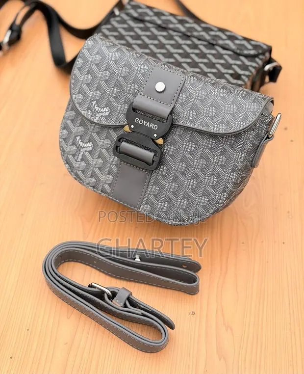 Luxury Designer Crossbody Saddle Bag – Available in 5 Beautiful Colors · Photo 1
