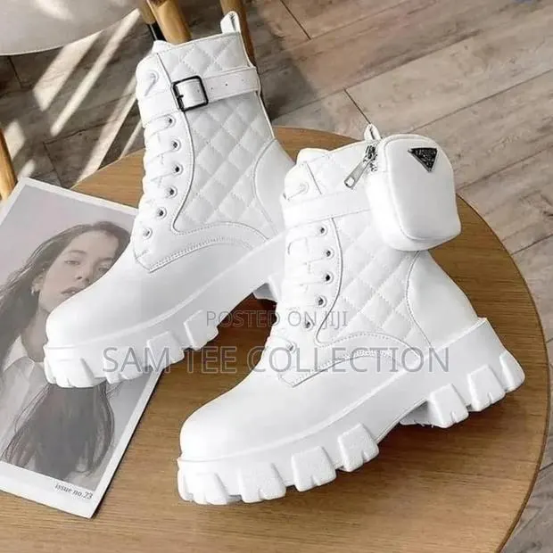 Women's Classic Boots. Original and High -Quality · Photo 1