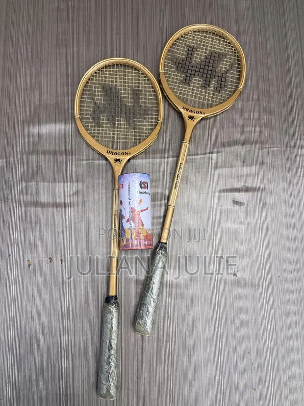 Original Badminton Racket Available at Cool Price · Photo 1