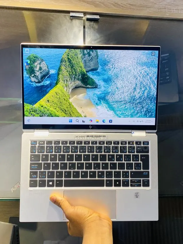 Laptop HP EliteBook x360 1030 G7 16GB Intel Core i7 SSD 512GB · Photo 1