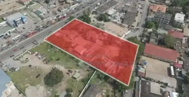 Commercial Main Road 8 Plots Available For Sale At Achimota · Photo 1