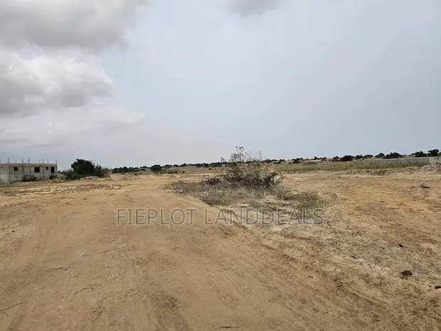 Exclusive Half Plot Investment at Skyport City Tsopoli · Photo 1