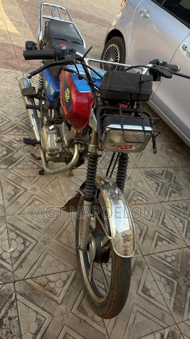 Royal RY125 2025 Red · Photo 1